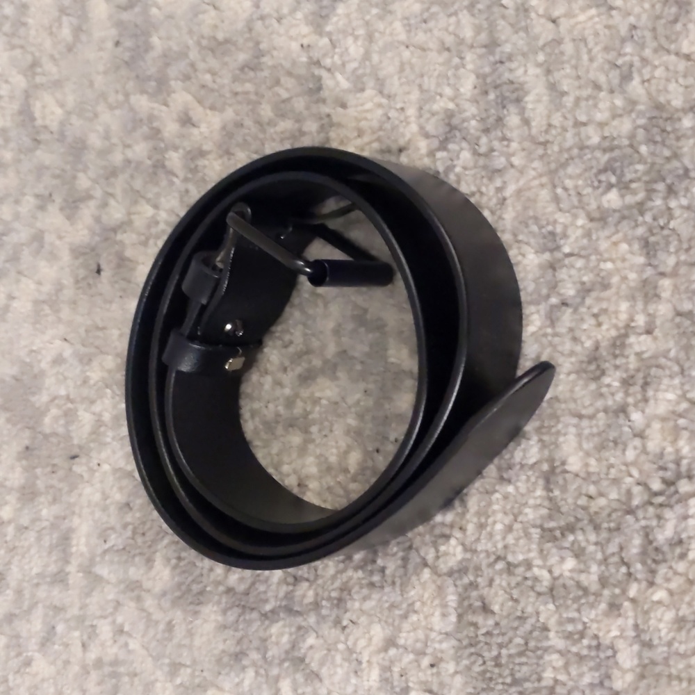 Belt S